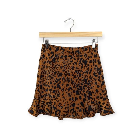 Forever 21 Leopard Print Flounce Mini Skirt Size XS - Picture 1 of 7